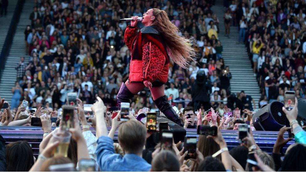 Beyonce on stage in Glasgow