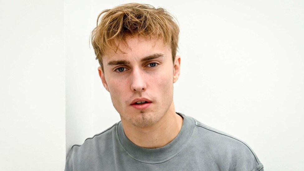 sam fender