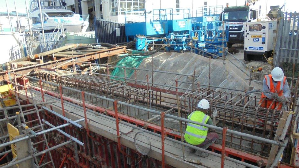 Work on Poole Bridge