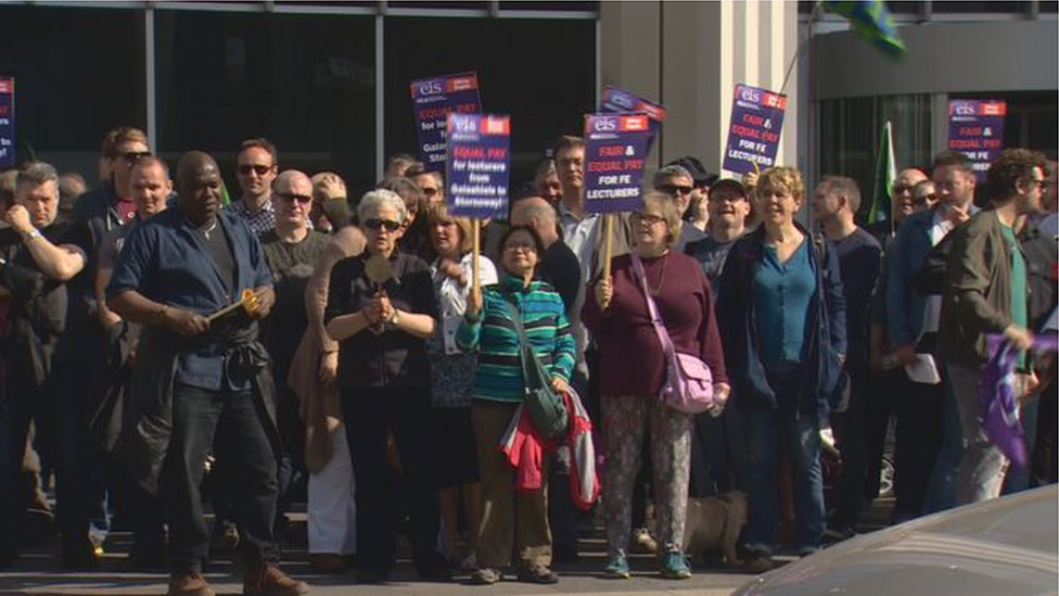 striking lecturers