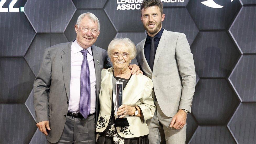 Sir Alex Ferguson, Kath Phipps and Michael Carrick