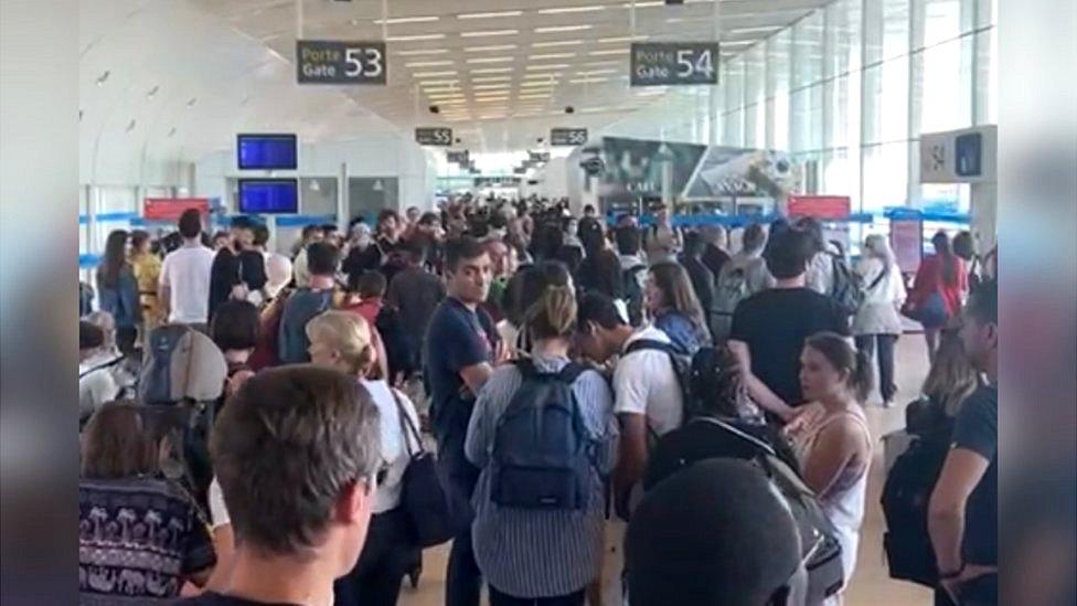 A busy Bordeaux Airport