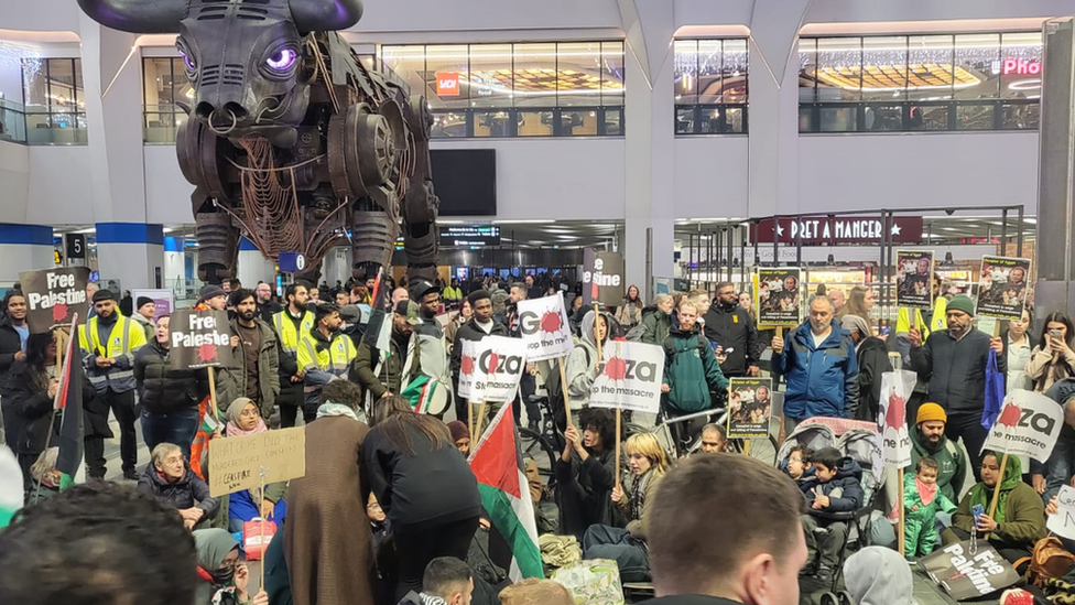 Protest at Birmingham New Street Station