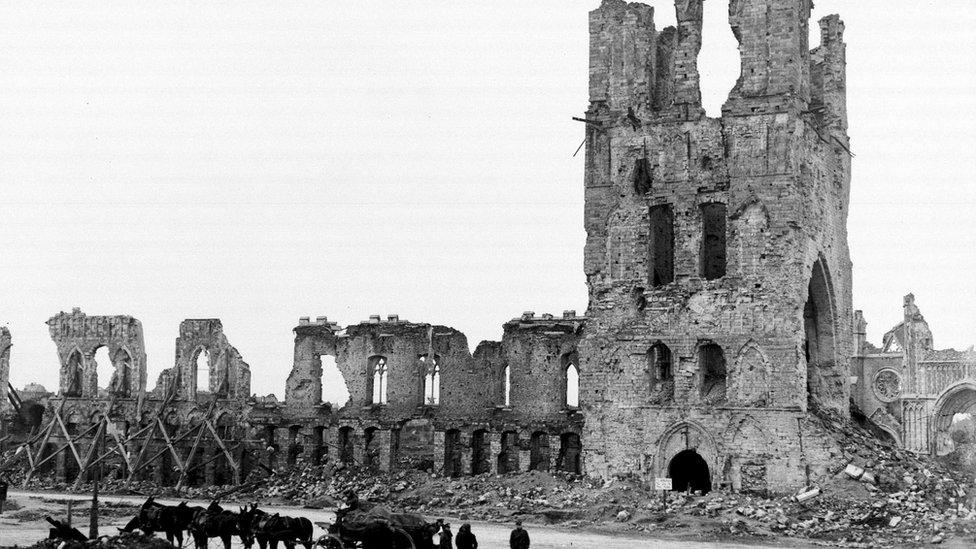 Cloth Hall in Ypres in 1917