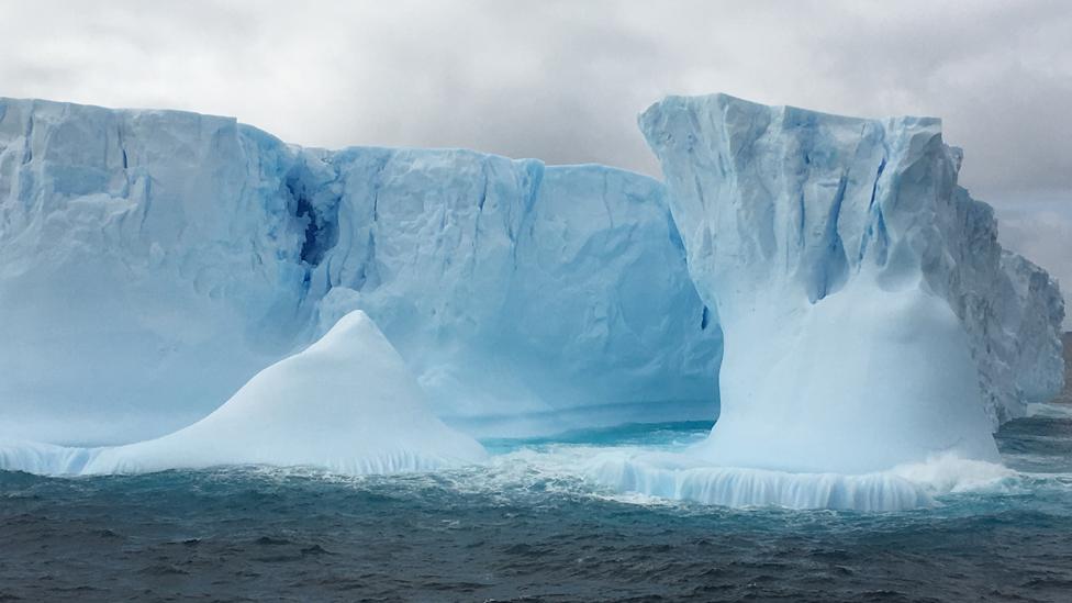 A passing iceberg