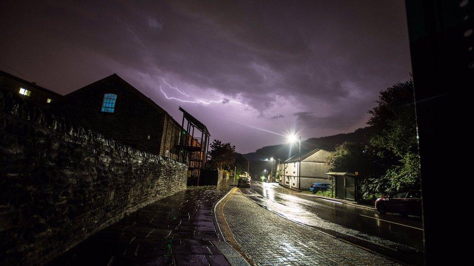 Lightning in Trehafod