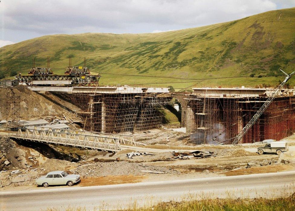 Work on Lune Gorge section of M6 Motorway, 1 August 1969