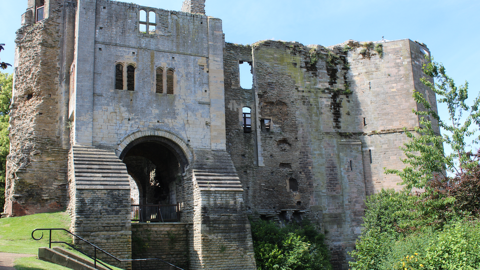 Newark Castle