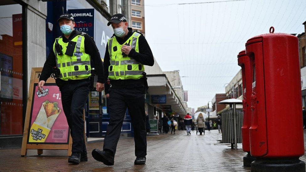 police officers in lanarkshire