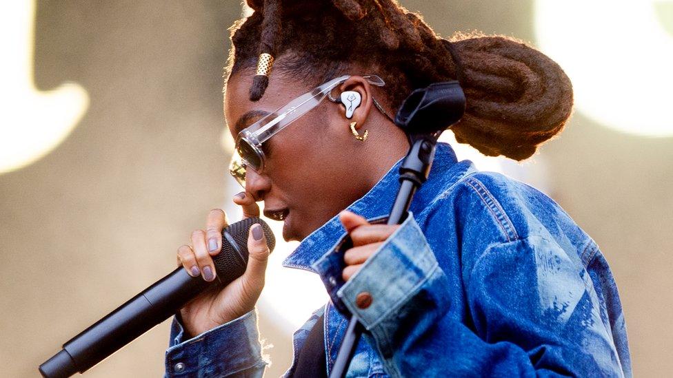 little simz performing