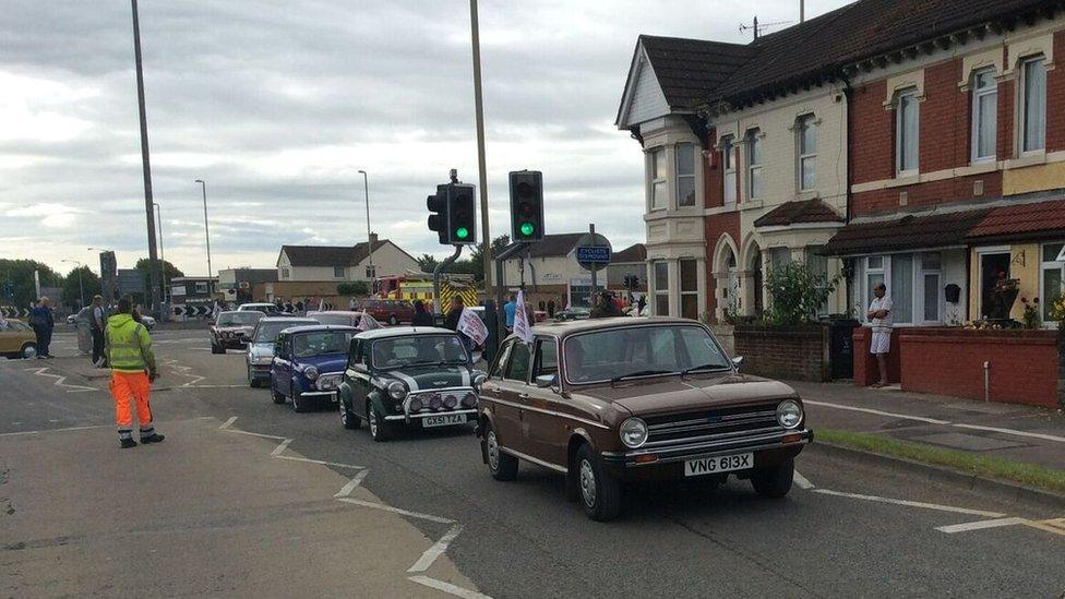 Car cavalcade in Swindon