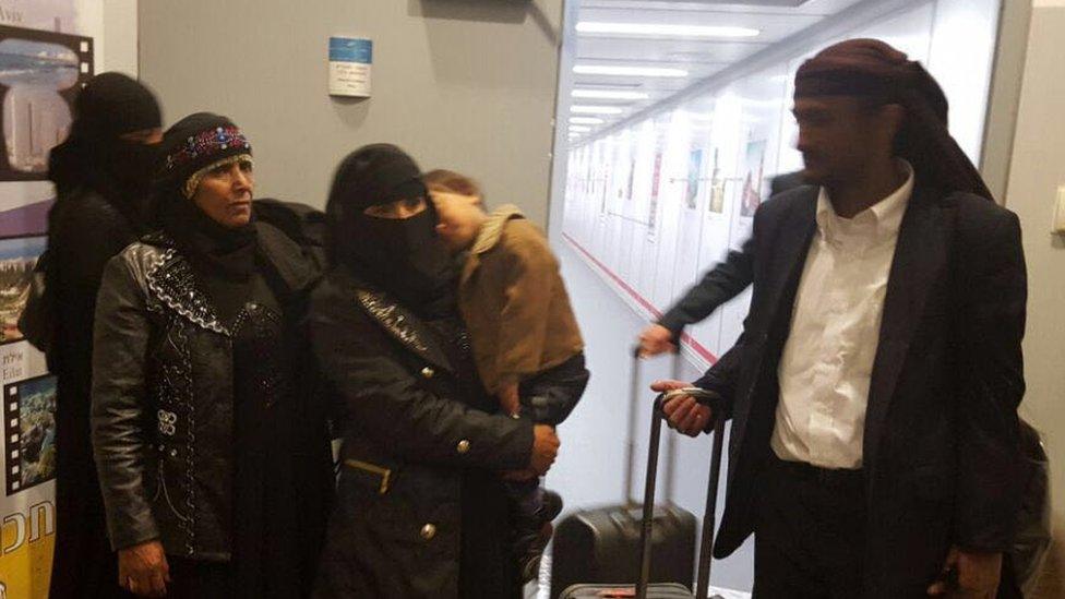 The final group of Jewish immigrants from Yemen arrives in Israel accompanied by an ancient Torah scroll (20 March 2016)