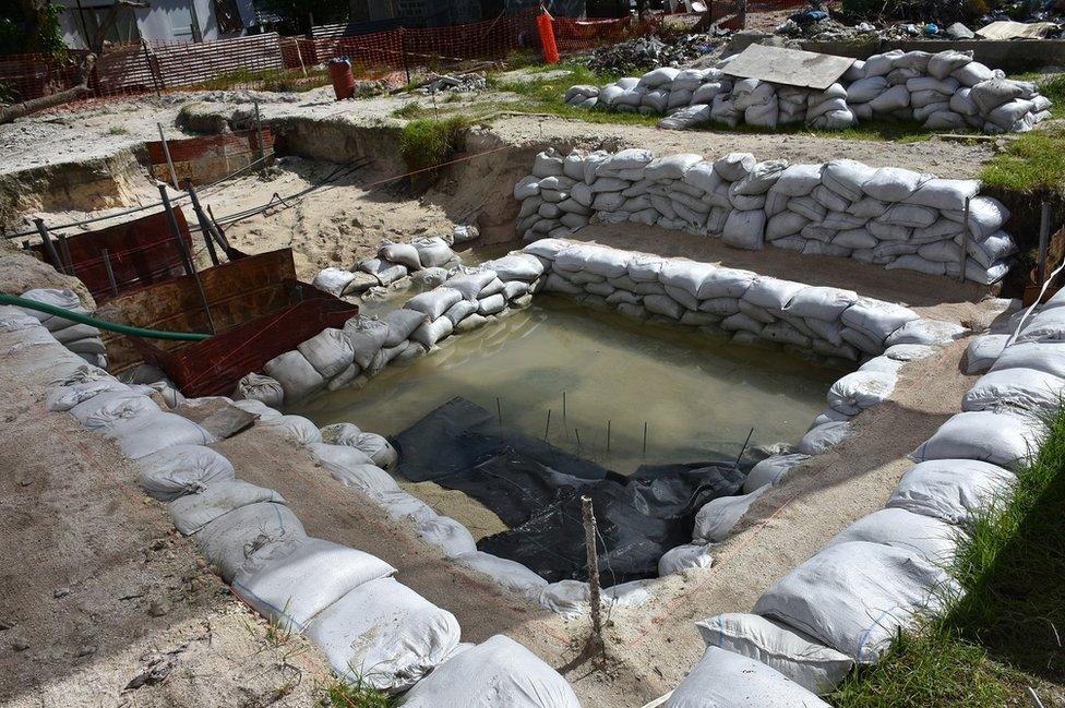 Battle of Tarawa graves