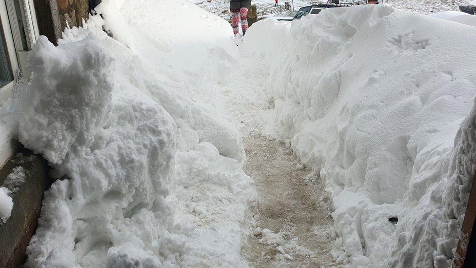 Snow at entrance to Tan Hill Inn