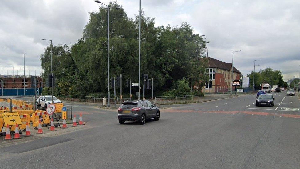 cars in Hyde Road