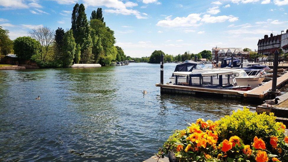Henley-on-Thames in the sunshine