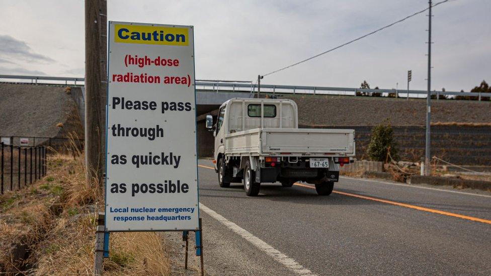 radiation-sign-japan.