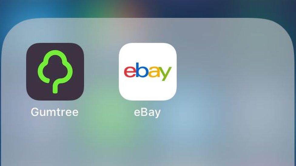 A picture showing the Gumtree and eBay apps on a mobile phone