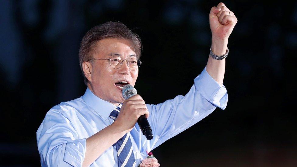 South Korean presidential challenger Moon Jae-In pictured during a rally in Seoul on 8 May