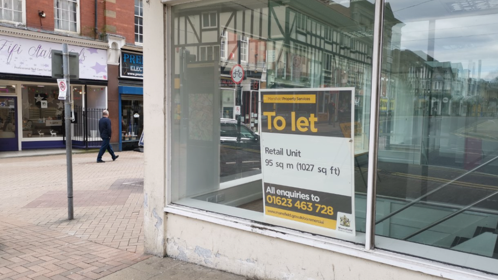 Empty shops in Mansfield