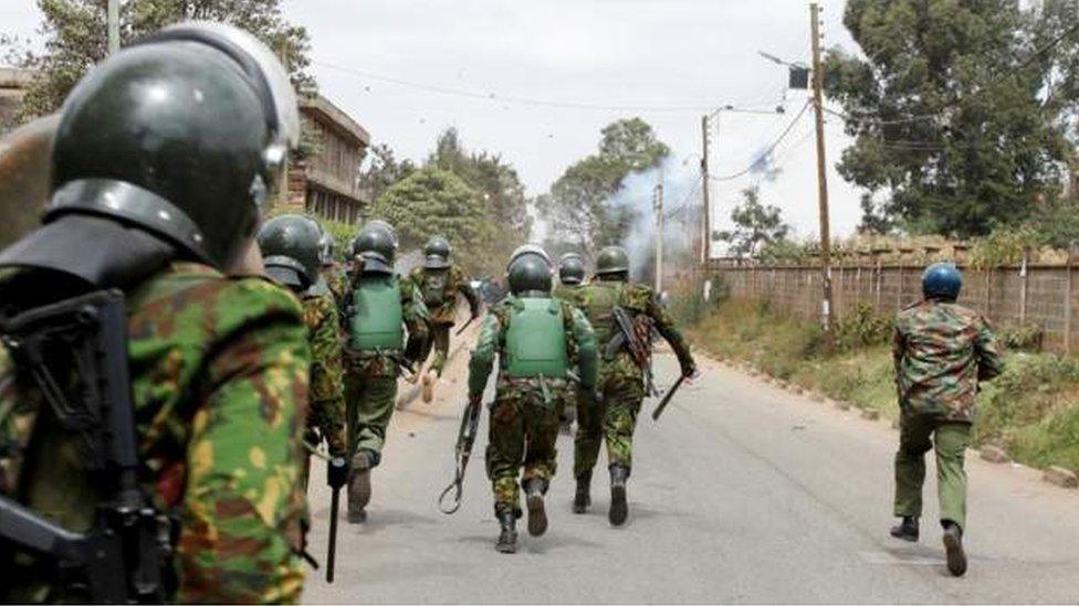 Kenyan police officers. Archive photo.