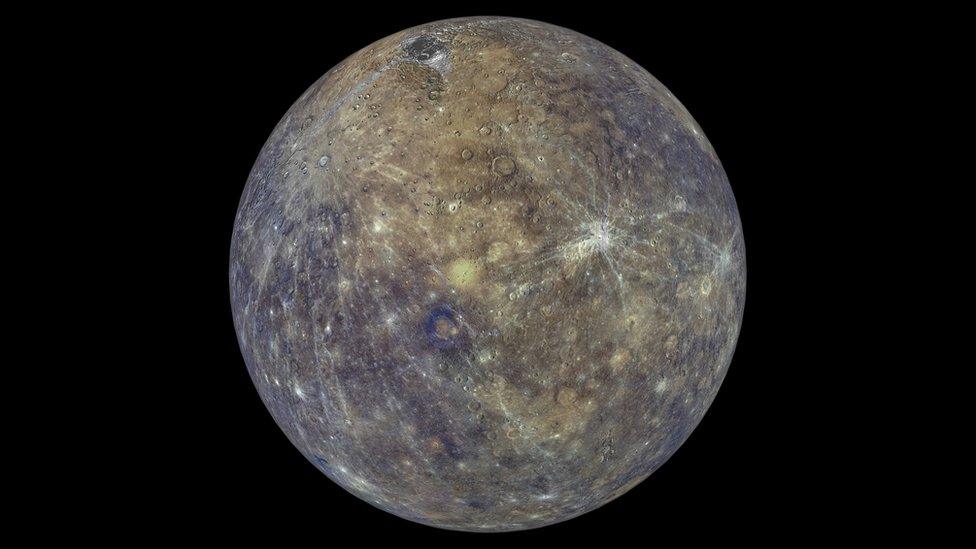 An picture of Mercury in colour.