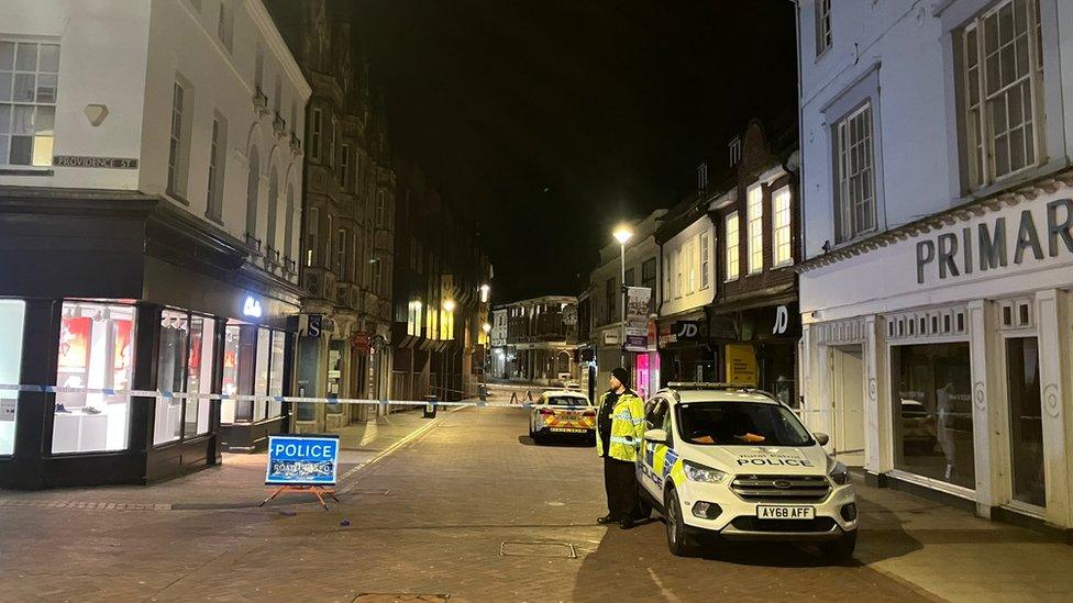 Westgate St in Ipswich cordoned off