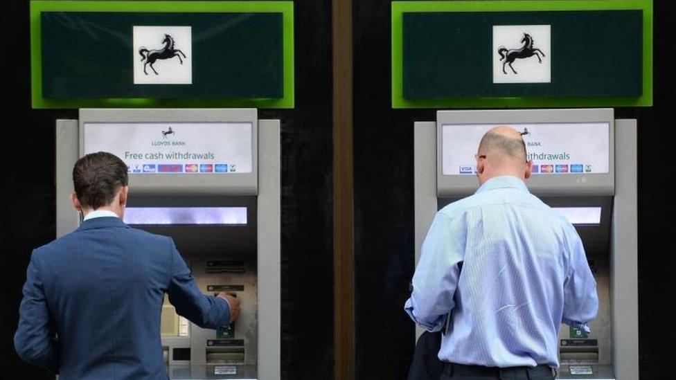 Lloyds cash machines