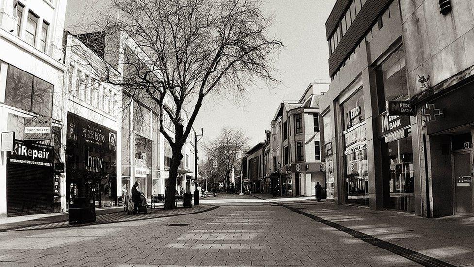 Cardiff's Queen St deserted