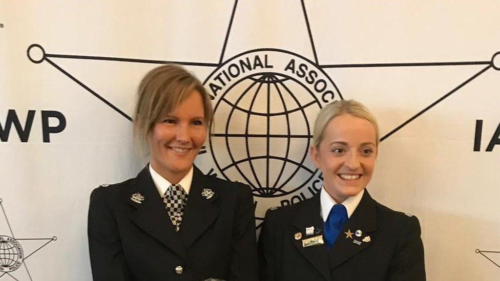 PC Jessica Hanley and PCSO Caryl Griffiths