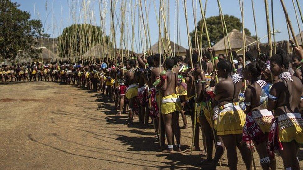 maidens at the reed dance for Zulu King, Goodwill Zwelithin