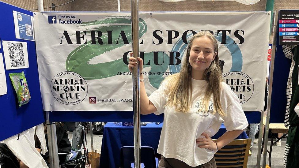 Aerial Sports Club at Swansea Freshers' Fayre