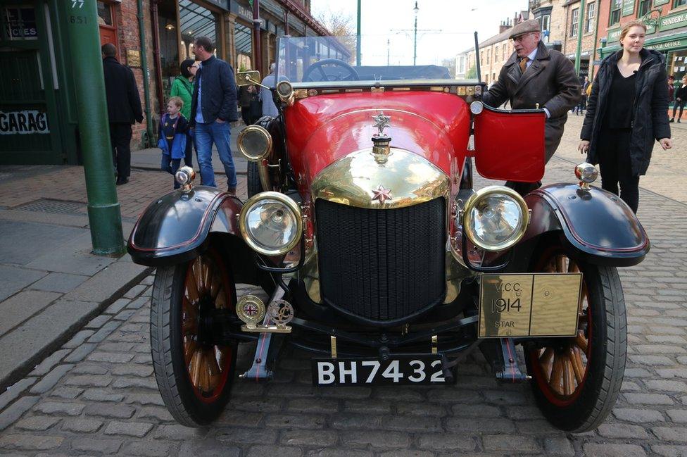 A car manufactured by the Star Motor Company