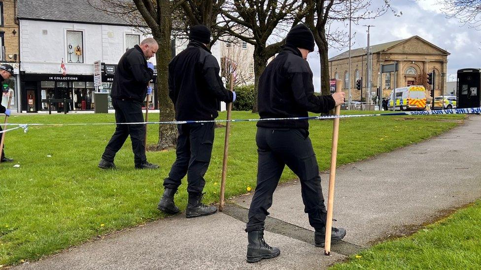 Specialist search teams in Westgate, Bradford