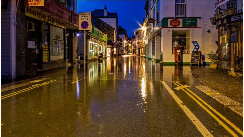 Looe flooding