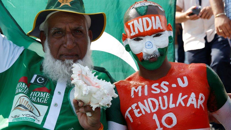 Pakistan and India fans