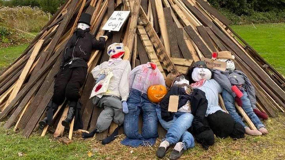 Guys on the bonfire at Cocking