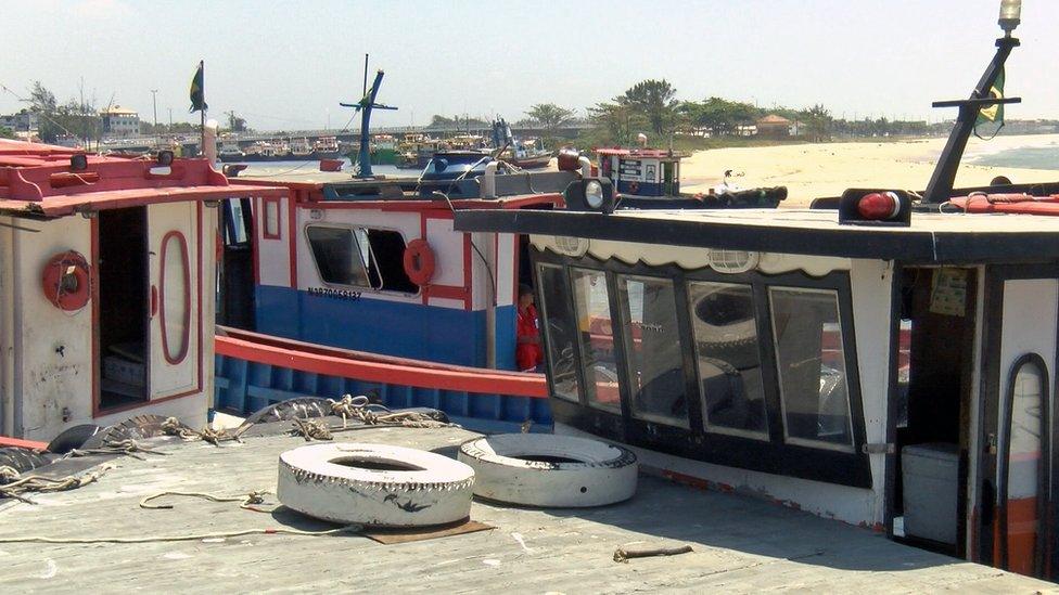 boats in Macae