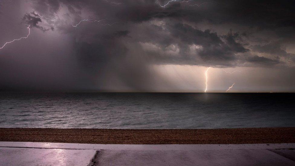 The storm on the Kentish coast