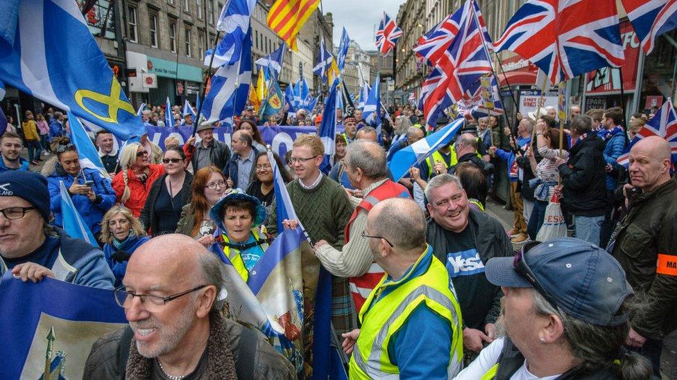 Pro-independence marchers