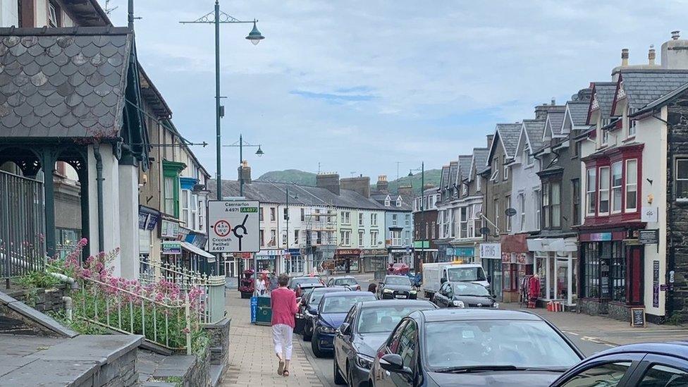 Porthmadog High Street