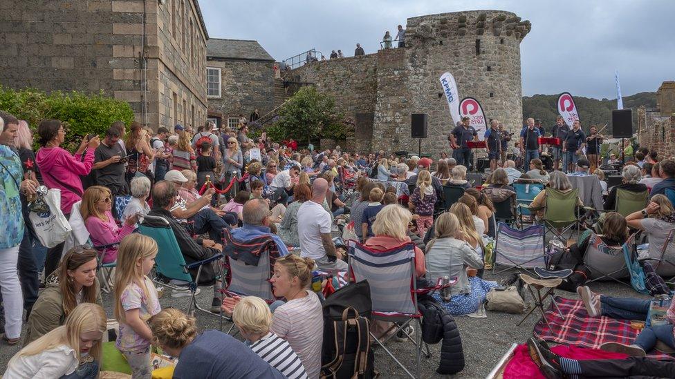 Islanders at Castle Cornet