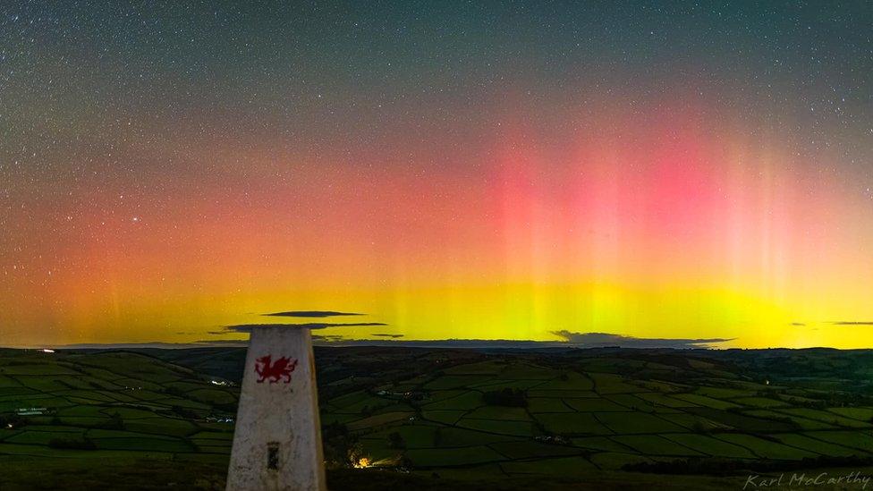 Aurora from Twyn-Y-Gaer in the Brecon Beacons