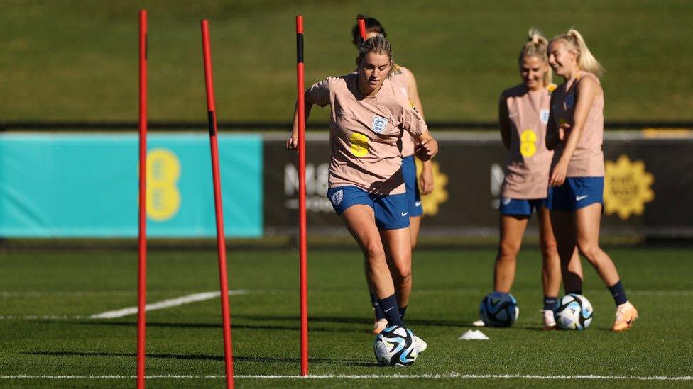 Alessia Russo training in Australia