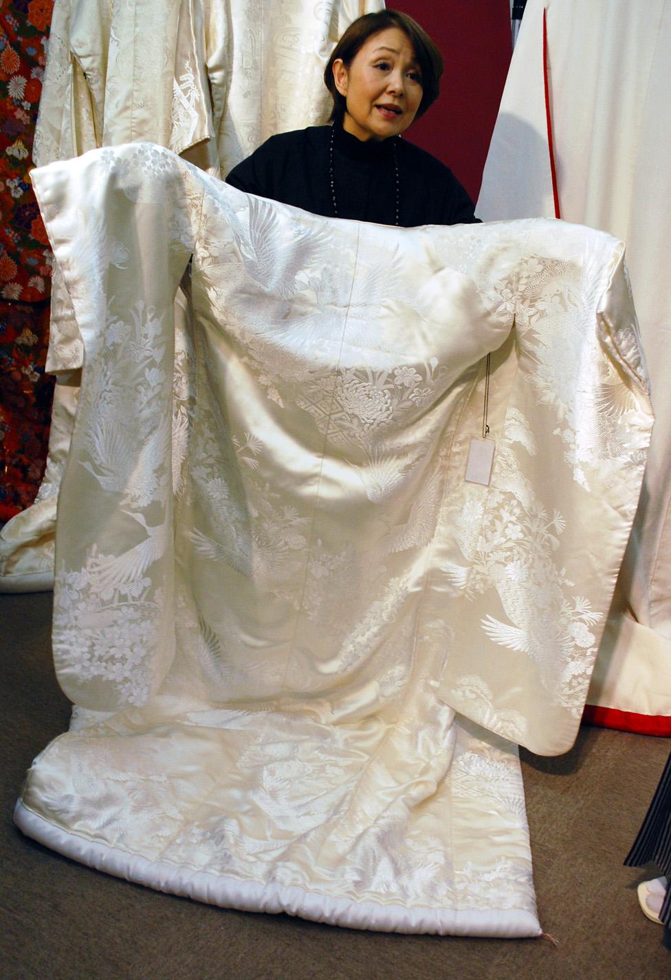 The bridal photo kimono