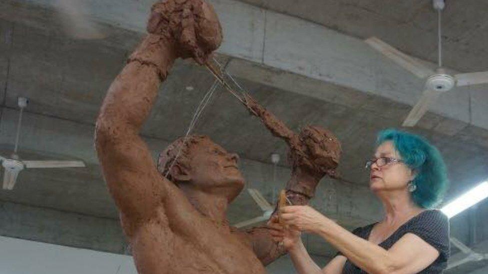 The statue of David Pearce being created by Laury Dizengremel