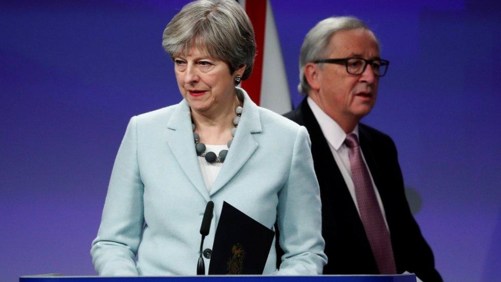 Theresa May and Jean-Claude Juncker