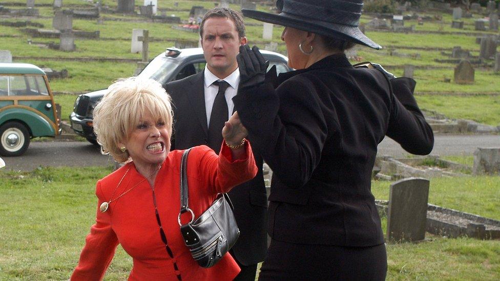 Peggy and Chrissie fighting at the funeral of Den Watts in 2005