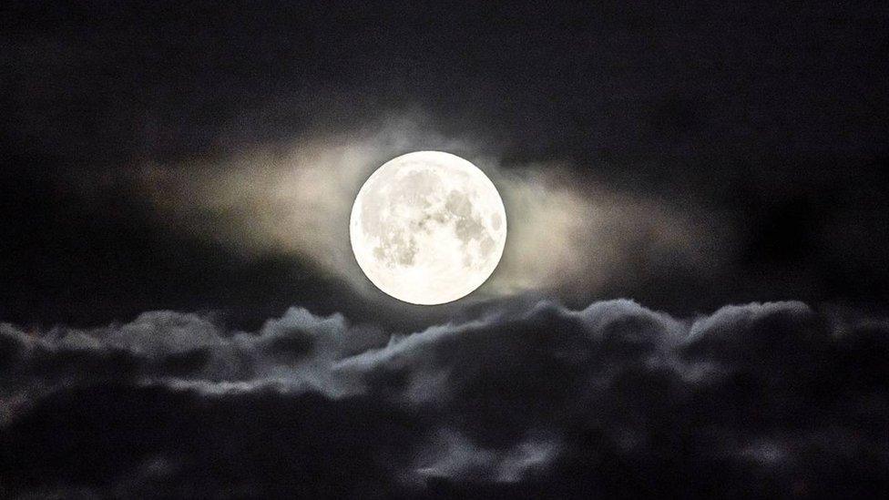 The strawberry supermoon above Huddersfield in June