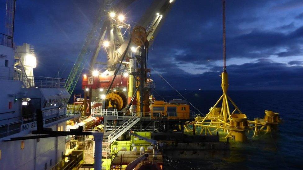 Ship installing first cluster of foundation piles